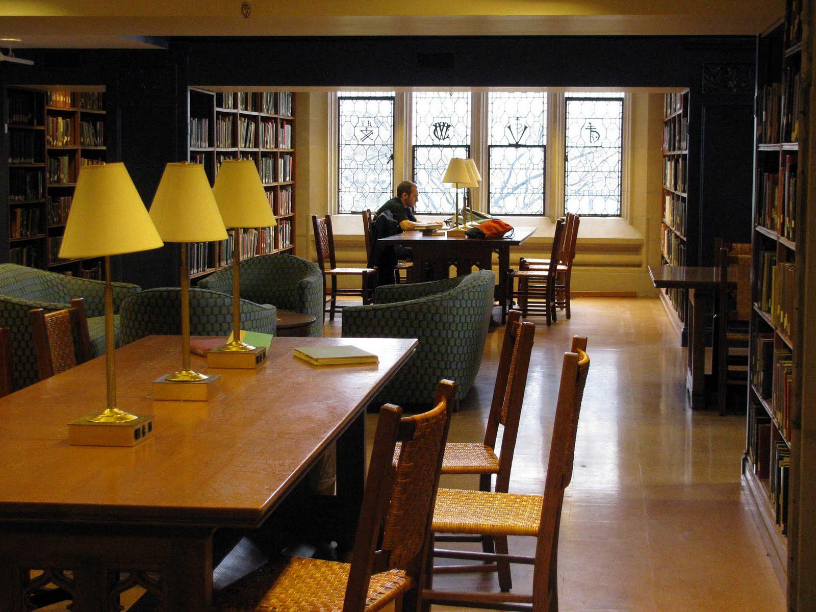 mellow yellow monday inside vassar library