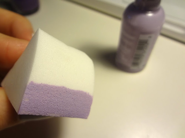 nail polish on makeup sponge