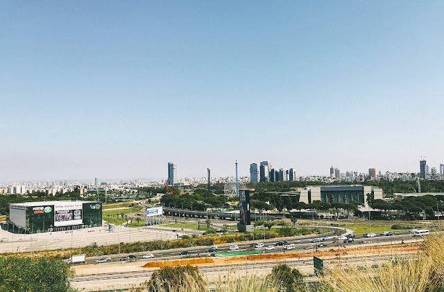 Israel đâu phải chỉ có tiếng súng và khói bụi chiến tranh