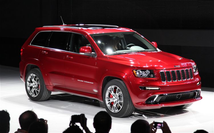 Jeep grand cherokee 2012 srt8 0-60 #5