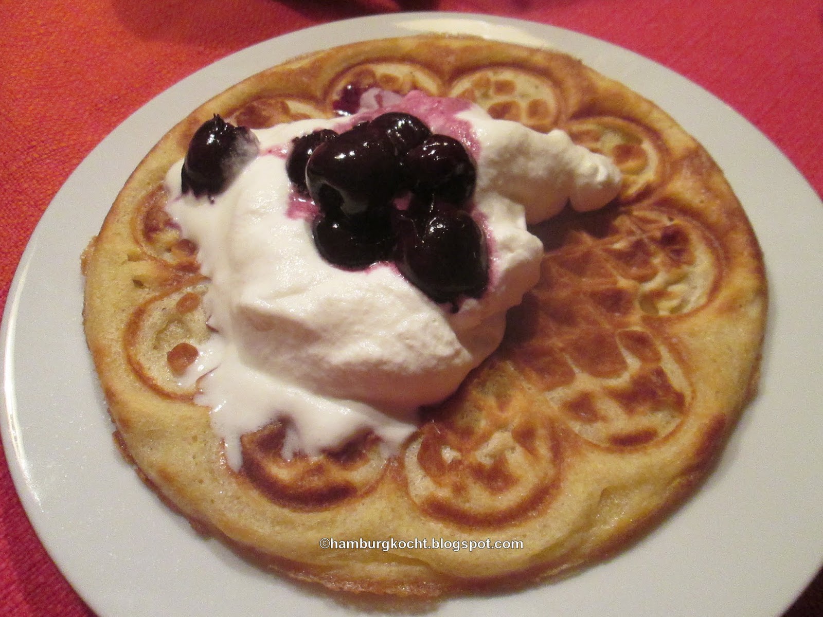 Hamburg kocht!: Einfaches, klassisches Waffelrezept für's Waffeleisen Hamburg kocht!: Einfaches, klassisches Waffelrezept für's Waffeleisen