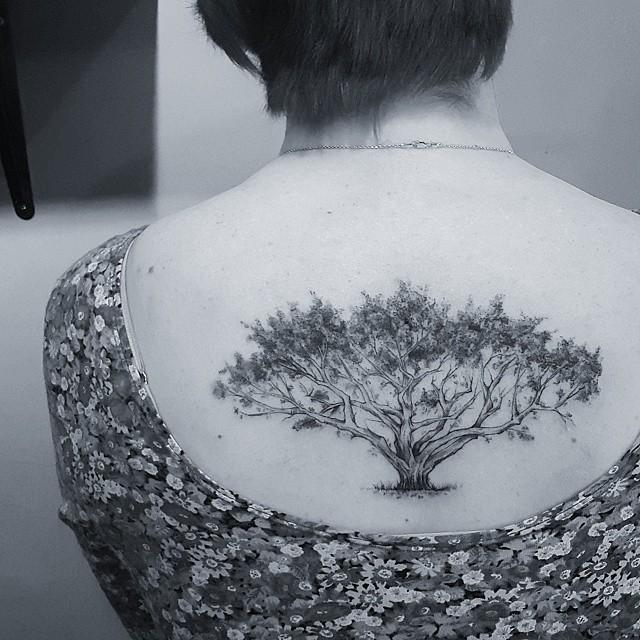 Tatuagens femininas para as costas Tatuagens femininas para as costas