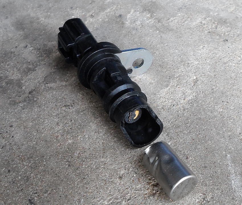 Jeff's Toy Box: Gen II and Gen III Viper cam sensor replacement