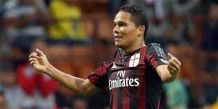 Bacca: "Me quedo en el Milan"