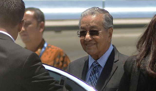 Tolak Atlet Israel, Mahathir Bodoh Amat Malaysia Gagal Jadi Tuan Rumah Tolak Atlet Israel, Mahathir Bodoh Amat Malaysia Gagal Jadi Tuan Rumah