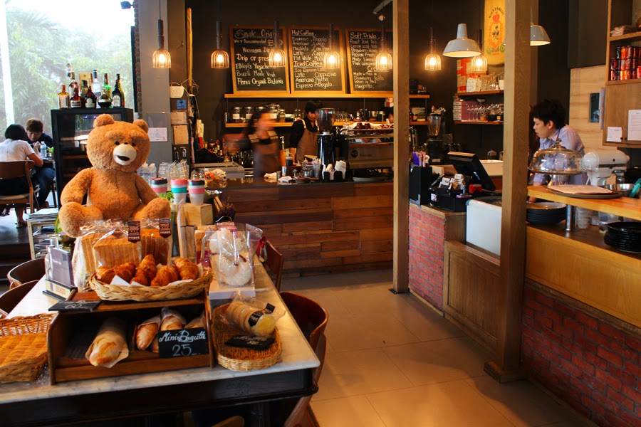 Roast Coffee and Eatery Thong Lor, Bangkok