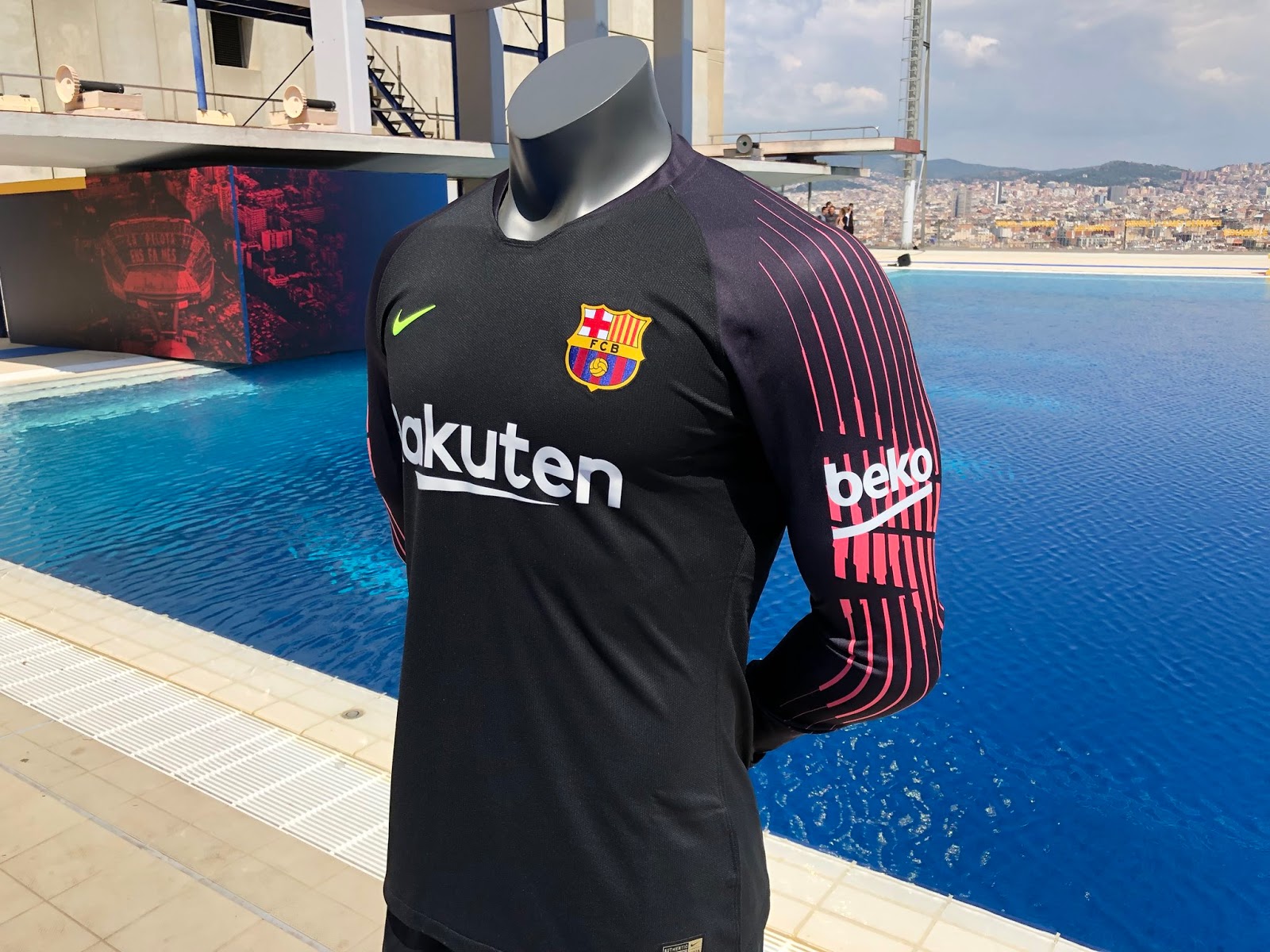 fc barcelona goalkeeper kit