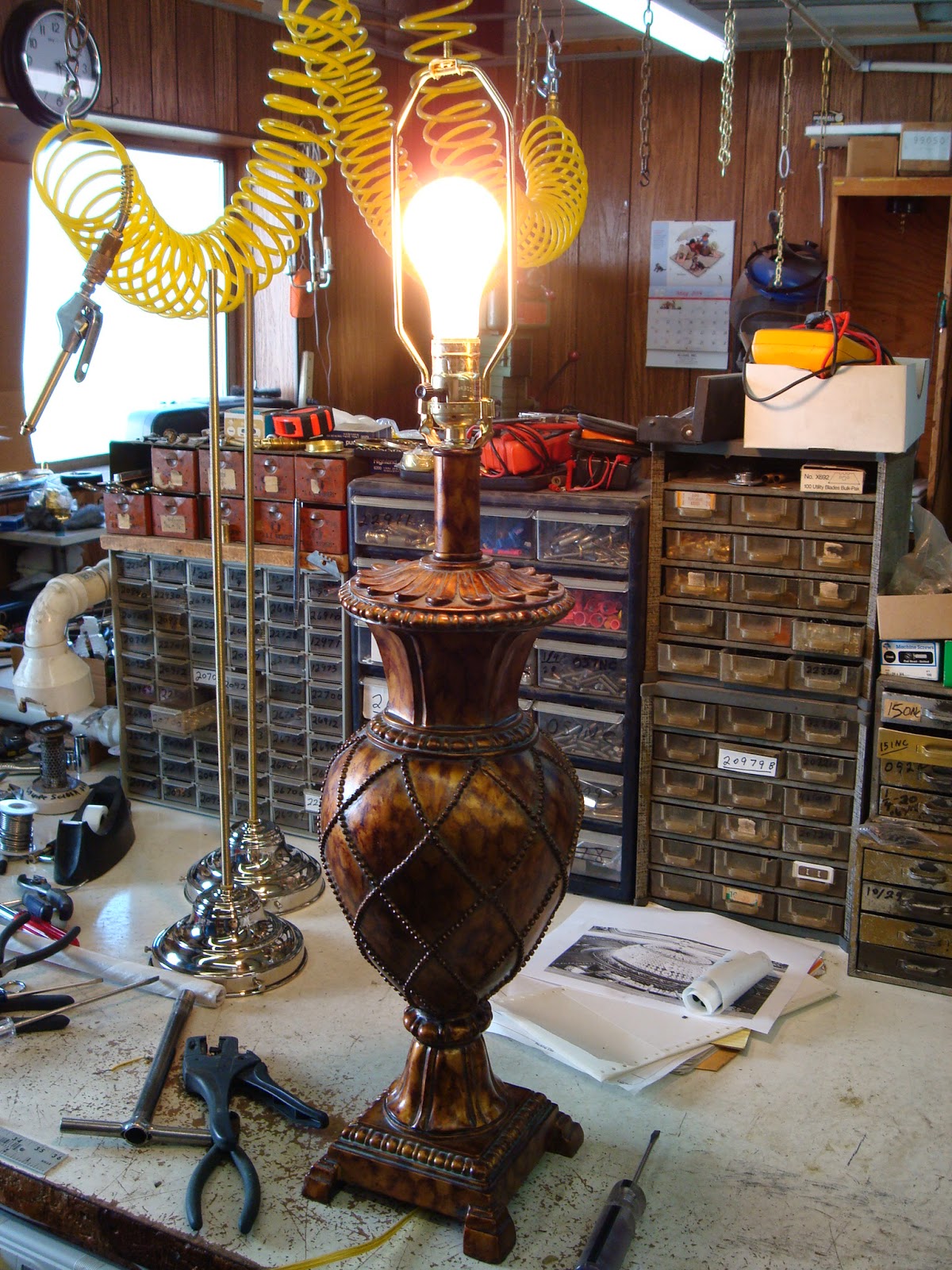 Lamp Parts and Repair Lamp Doctor Large Bronze Table Lamp Flickers