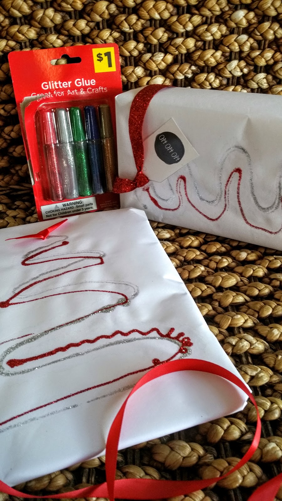 wrap, wrappers and wrapping DIY Gift Wrapping from dollar store and free printables