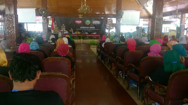 Seminar UMKM Blora yang diselenggarakan oleh PT. Indomarco Prismatama untuk 150 pelaku UMKM Blora