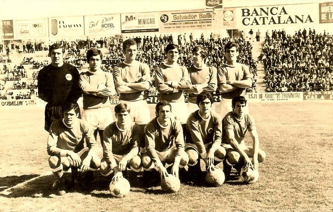 EQUIPOS DE FÚTBOL Equipos de CATALUÑA