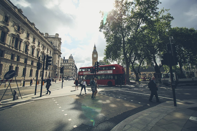Caso de Uso: LUCA Transit y Highways England