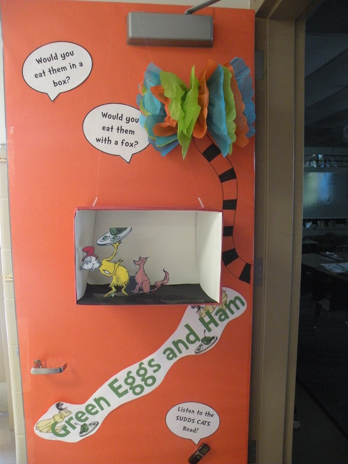 Mrs. Senff's Primary Palace: Dr. Seuss Door Contest