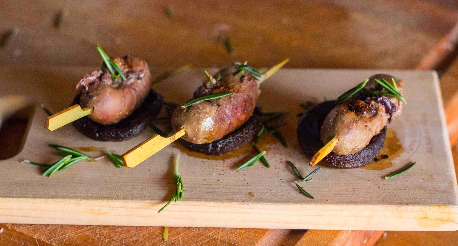 Lamb Kidney Canapés with Olive and Anchovies