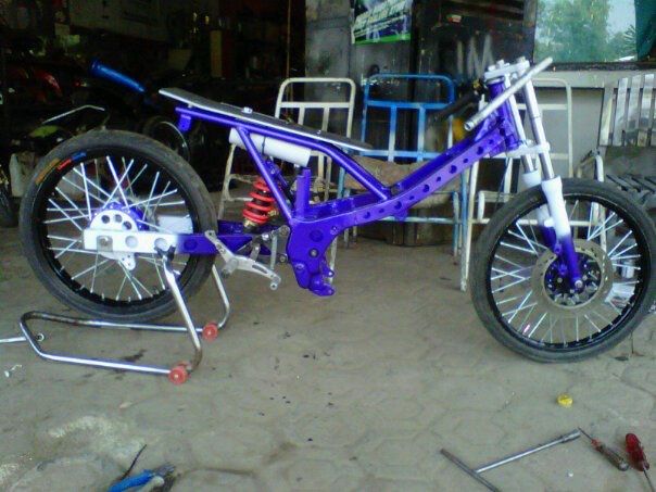 Modifikasi Shogun 110 Cara dan Gambar Modifikasi Shogun 110 Jadi Trail Dan Racing Look