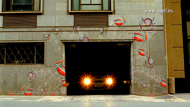 Imagen del anuncio Opel Corsa Lo normal, es ser diferente Febrero 2011 Grafitis