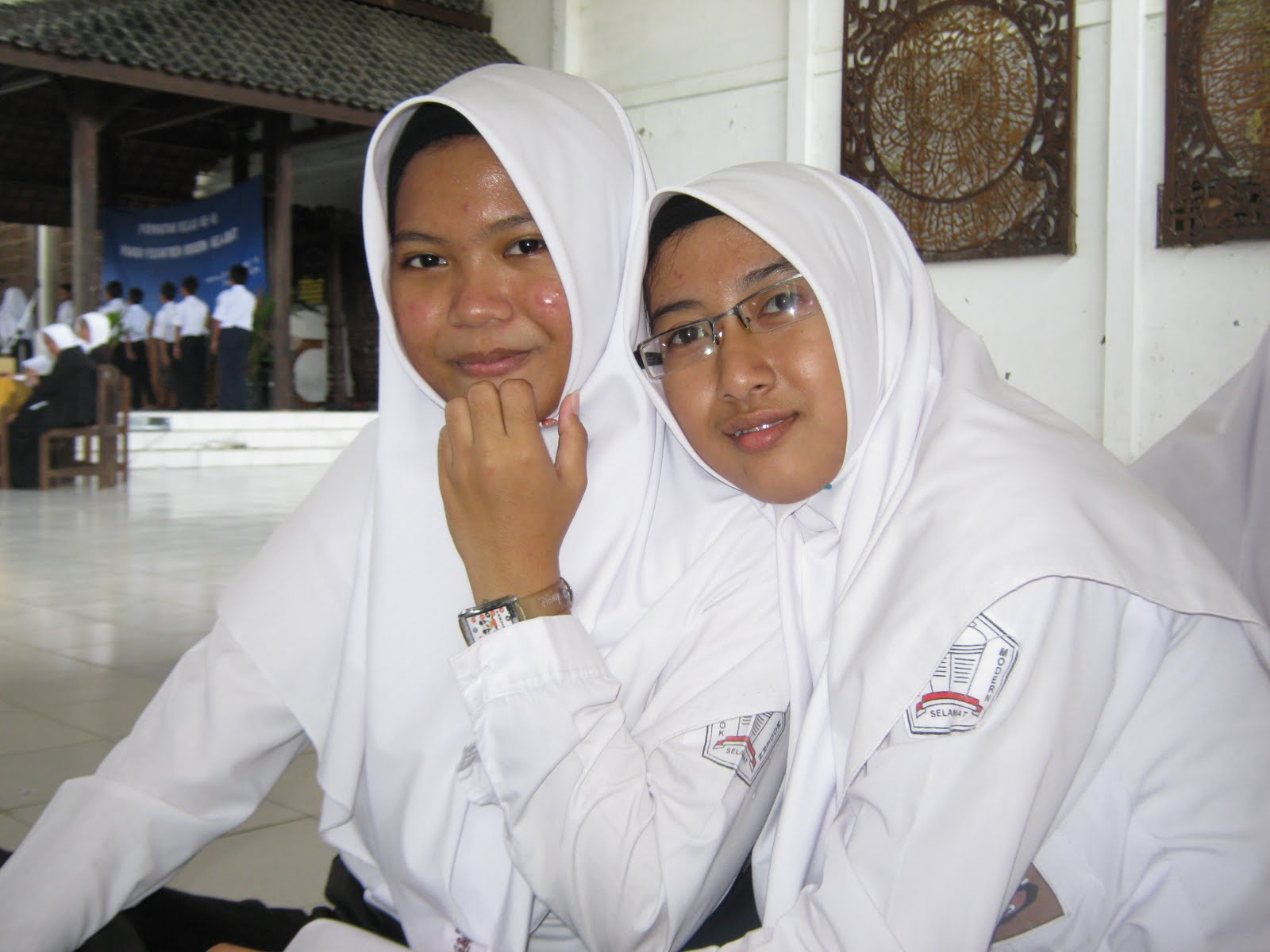 KELAS X-E SMA PONDOK PESANTREN MODERN SELAMAT: Foto Teman Kita.