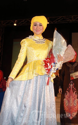 Kumpulan Busana Muslim Desain Dian Pelangi Model Terbaru Trendy Kumpulan Busana Muslim Desain Dian Pelangi Model Terbaru Trendy