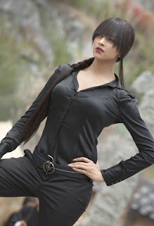 Deepika Padukone, Hot, Sexy, Look, Chandni Chowk to China, Bollywood, Akshay Kumar, Black, Cat