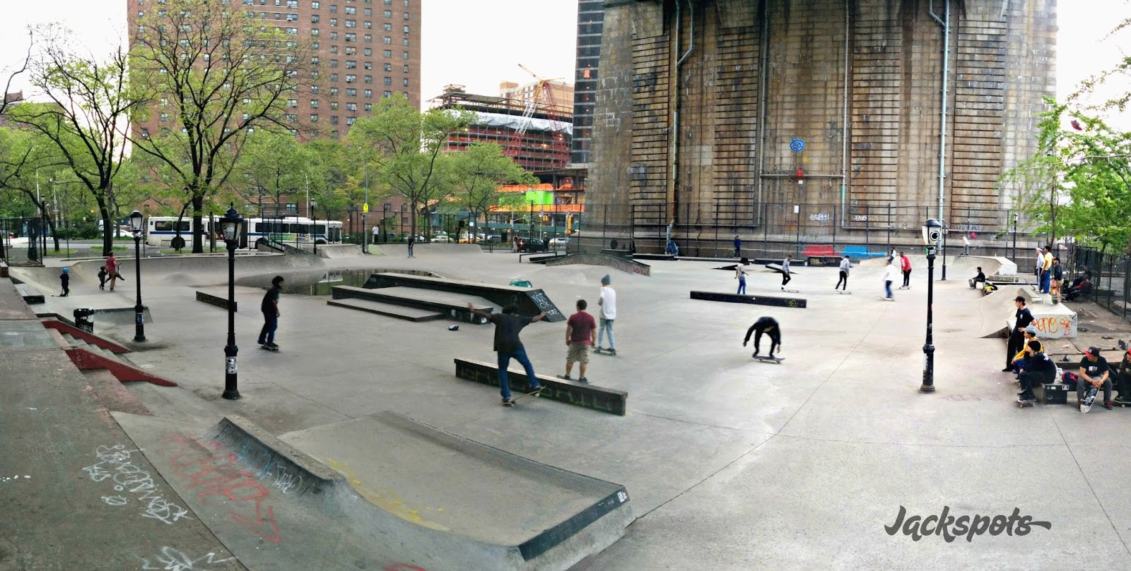 New York Le mythique skatepark LES Coleman Jackspots