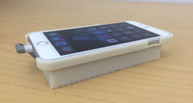 Nick Lee, a well-known developer and CTO at Tendigi, has successfully managed to get Android OS running on an iPhone 6S via a custom built case