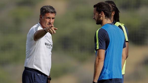 Míchel - Málaga -: "Probar y coger jugadores de la Academia es necesario"