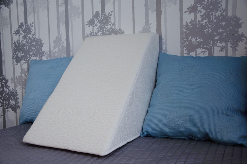 Best Memory Foam Wedge Pillows in UK 2023 Reviews