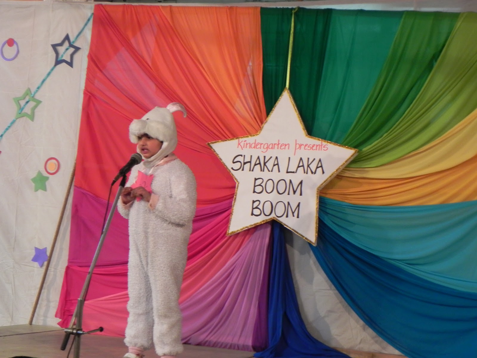 Junior Salwanians: SHAKA LAKA BOOM BOOM