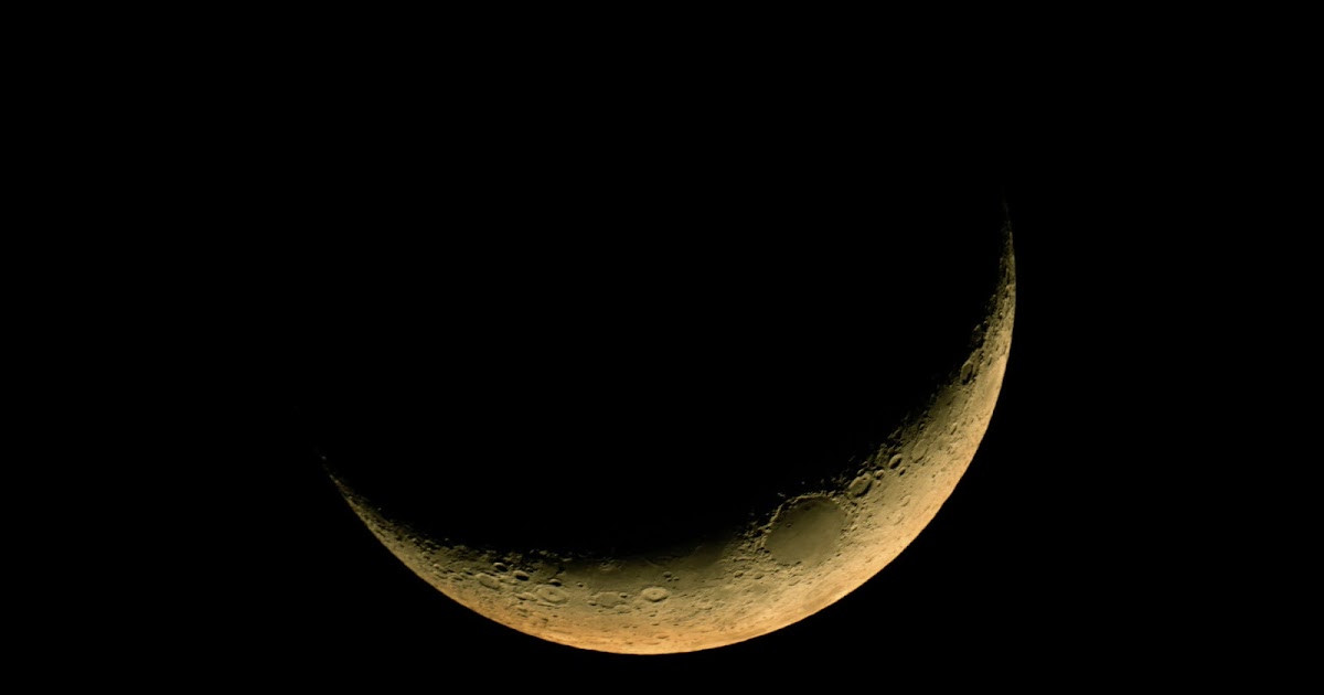 Hermosa Luna Nueva Visible Full HD en Fondos 1080