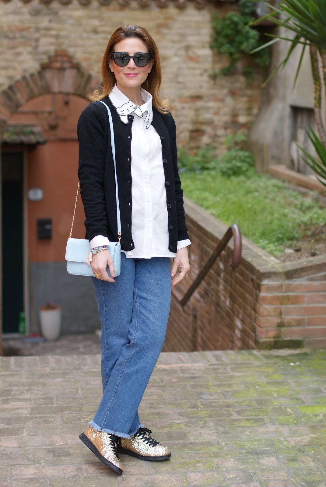 How to keep it simple yet special cat collar shirt Fashion and