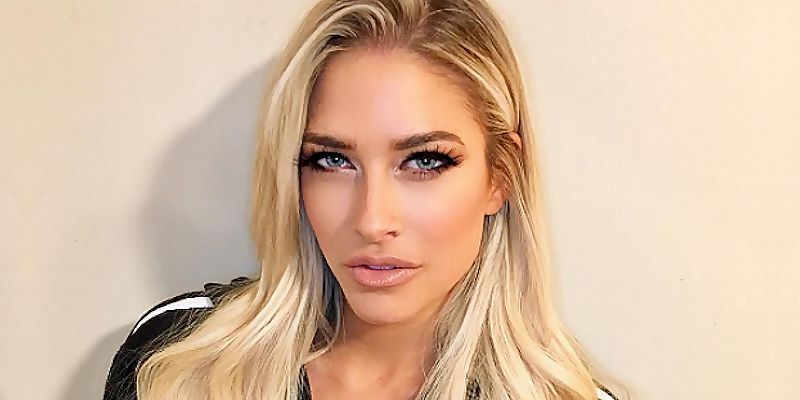 Kelly Kelly Reveals She Suffered A Miscarriage