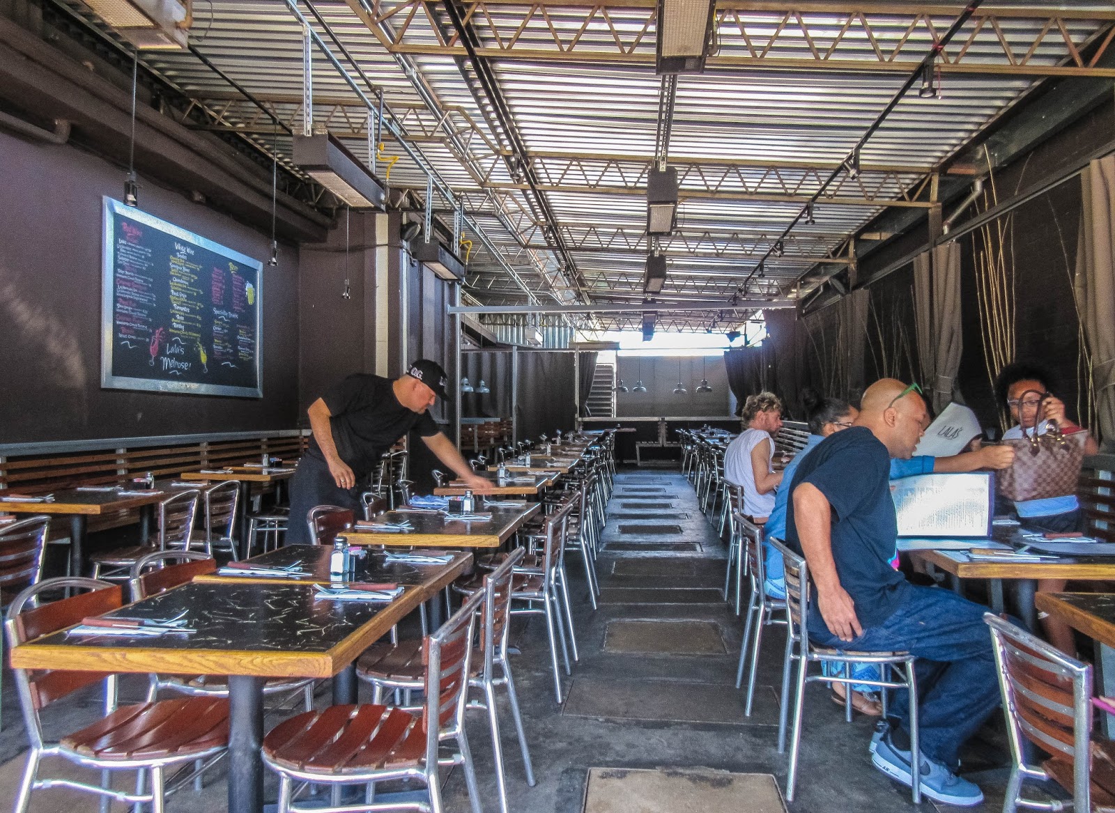 Cannundrums Lala S Argentine Grill Los Angeles We Were Seated Outside Under A Patio