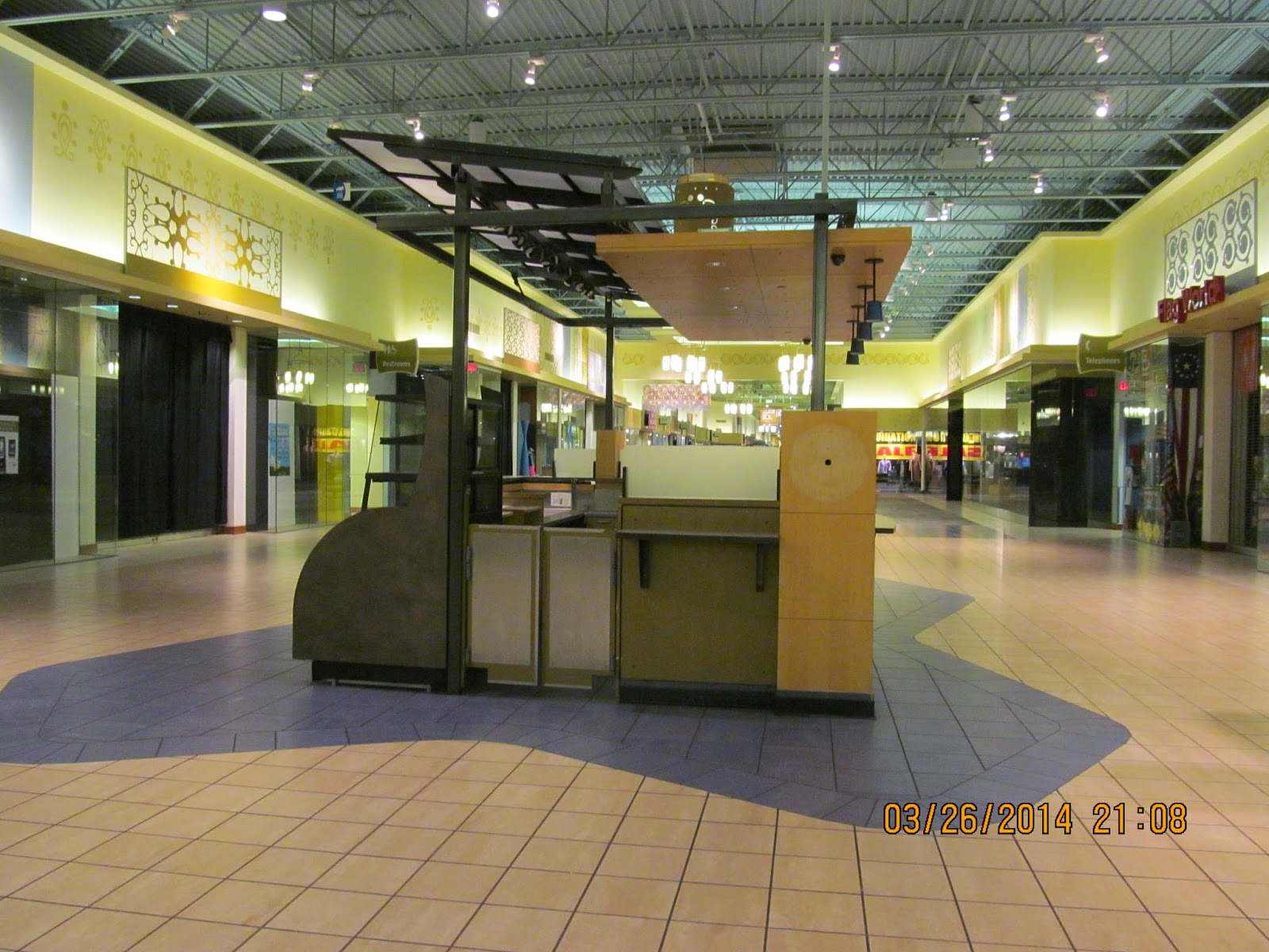 Trip to the Mall St. Louis Mills (Hazelwood, MO)