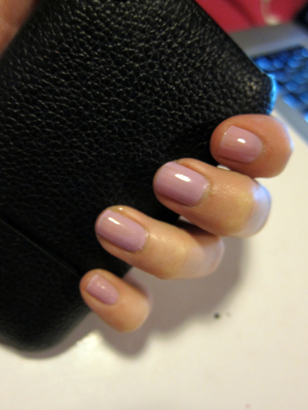 Neeny's Wishlist * ! ! How to Go dotty nail tutorial!