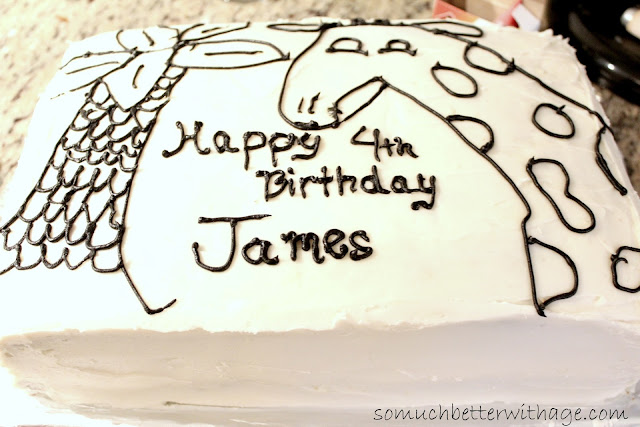 Giraffe cake www.somuchbetterwithage.com Giraffe cake www.somuchbetterwithage.com