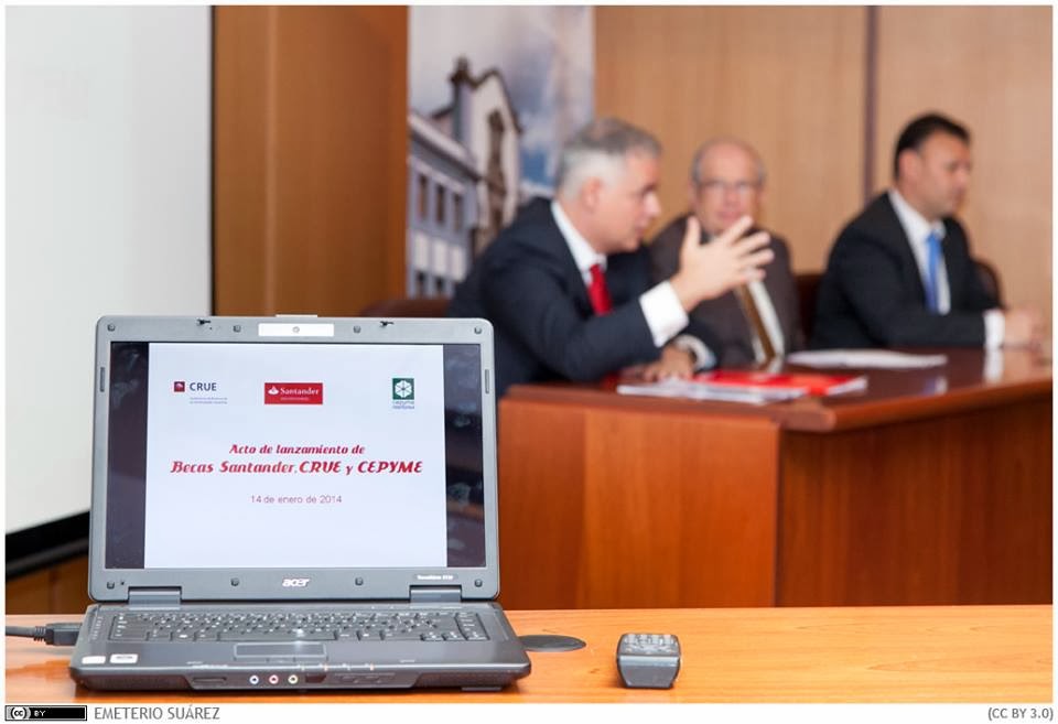 Bibliociencia Presentadas las Becas Santander CRUE CEPYME en la Bibliociencia Presentadas las Becas Santander CRUE CEPYME en la