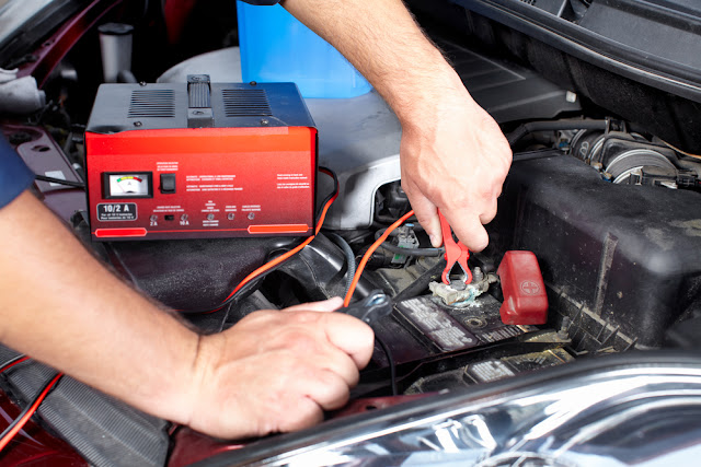 Symptômes de la batterie de voiture morte