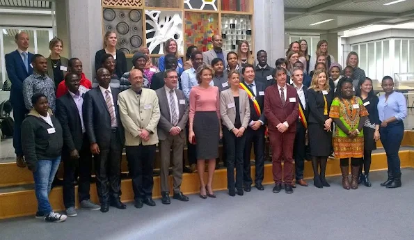 Queen Mathilde of Belgium visited the Campus Diepenbeek of the UHasselt university  to learn about the functioning of the Flemish Interuniversity Council for University Development (VLIR-UOS).