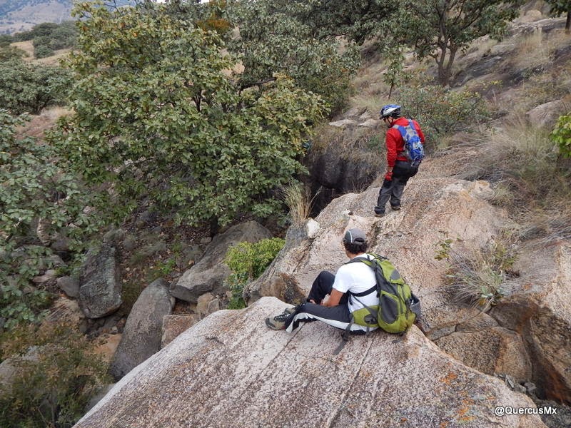 Pueblitos de Mexico al borde de un tobogán - Cerro Jacal de Piedra