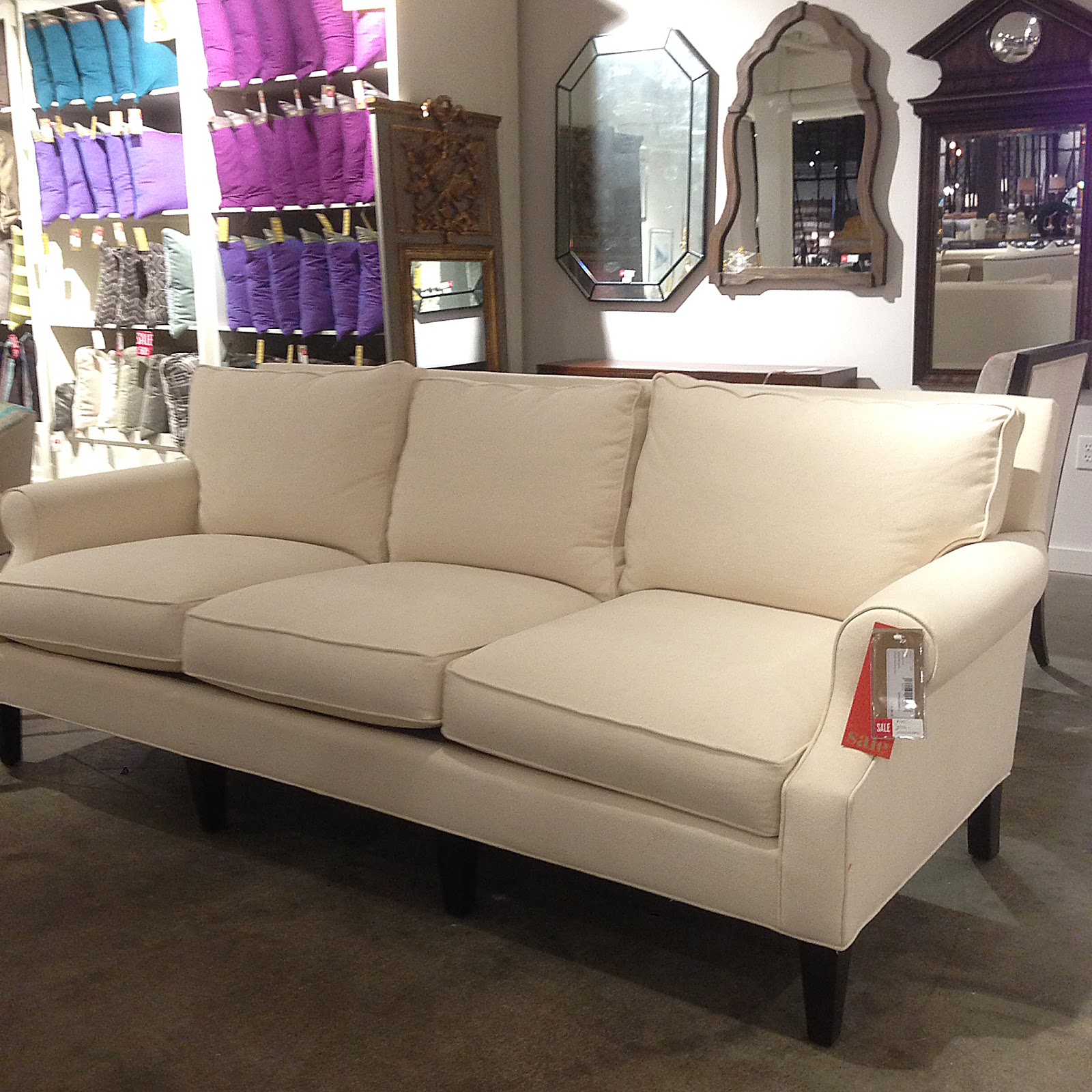 Checking Out ELTE Market Rambling Renovators