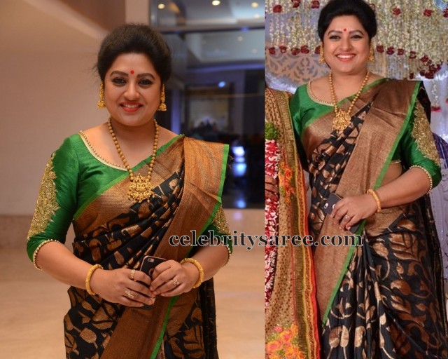Black Saree With Golden Design Pattern Black Saree With Golden Design Pattern