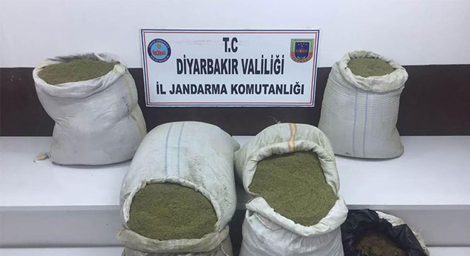 Diyarbakır’ın Lice ve Kocaköy ilçelerinde uyuşturucu operasyonu: 4 gözaltı Diyarbakır’ın Lice ve Kocaköy ilçelerinde uyuşturucu operasyonu: 4 gözaltı