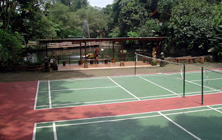 Lapangan Tenis - Taman Safari Lodge