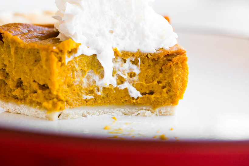 Simple Vegan Pumpkin Pie slice