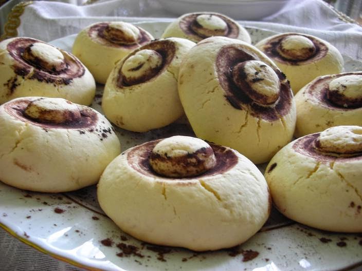 Pratik Yemek ve Pasta Tarifleri Mantar Kurabiye Tarifi