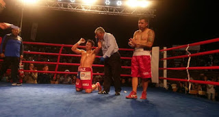 BOXEO EN CHILE: Carlos Díaz derrota a Paredes y es nuevo campeón de Chile BOXEO EN CHILE: Carlos Díaz derrota a Paredes y es nuevo campeón de Chile