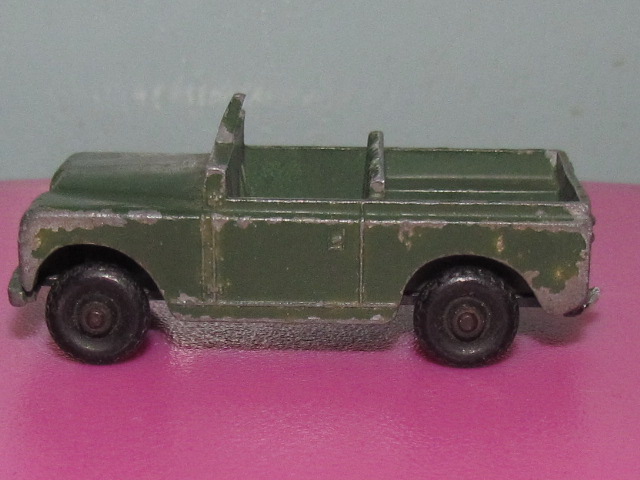 MATCHBOX series LESNEY Lot de 13 vehicules divers , made in
