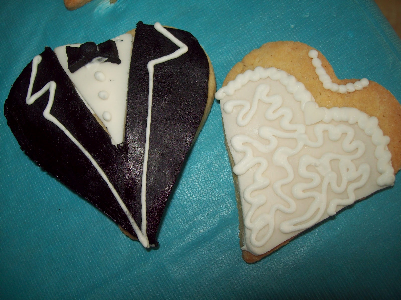 Michela Cake Designer BISCOTTI SPOSIWEDDING COOKIES BRIDE AND GROOM