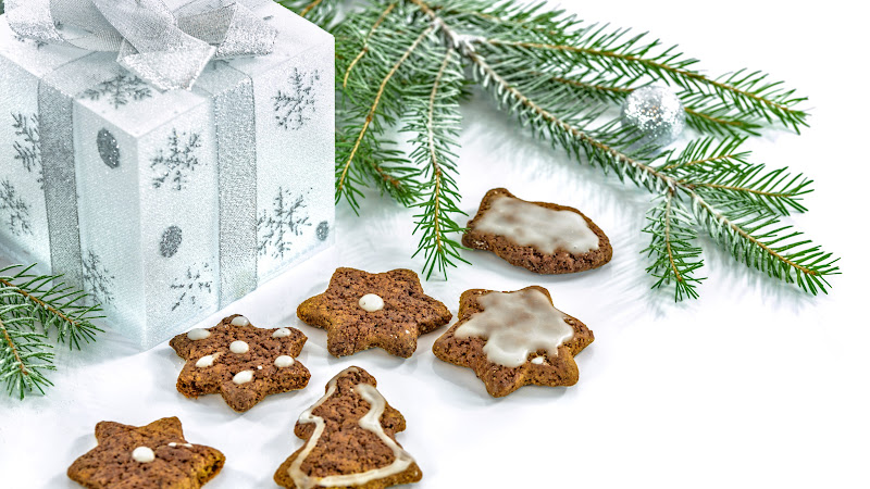 Christmas Tree, Gifts and Cookies