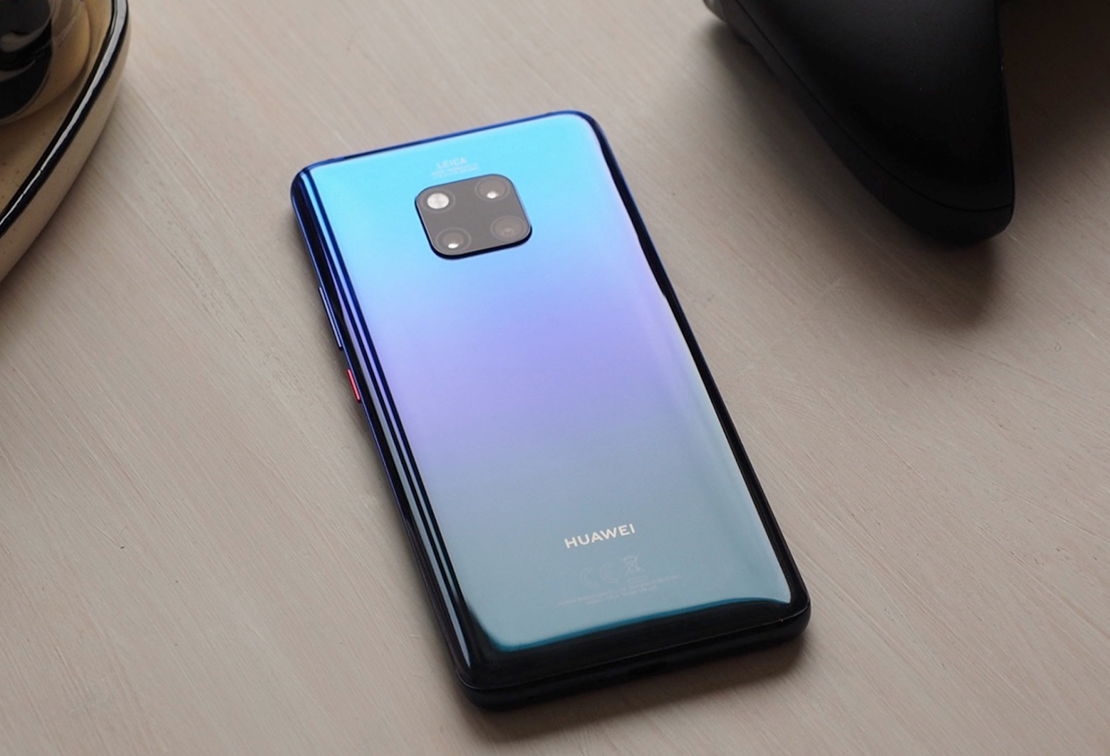 Tech Huawei's Innovative HighEnd Phone Mate 20 Pro